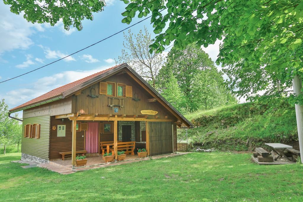 Holiday Home Trzan Josipdol Esterno foto