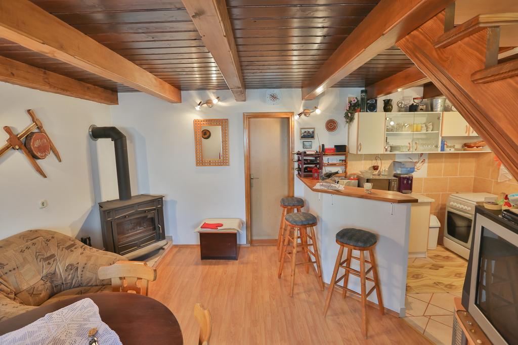 Holiday Home Trzan Josipdol Esterno foto