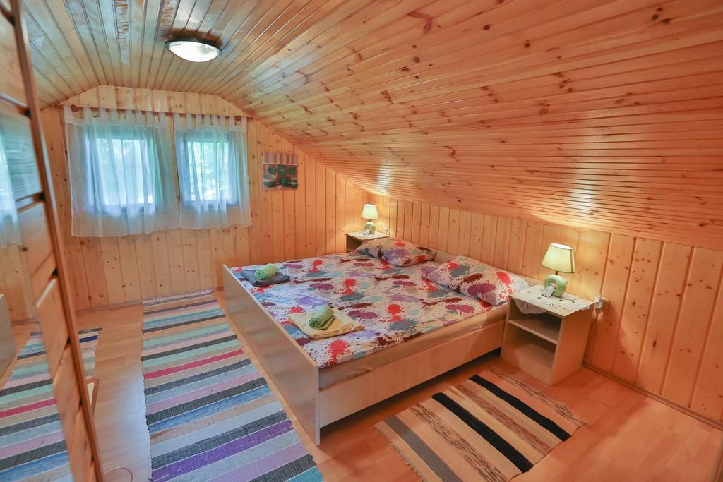 Holiday Home Trzan Josipdol Esterno foto