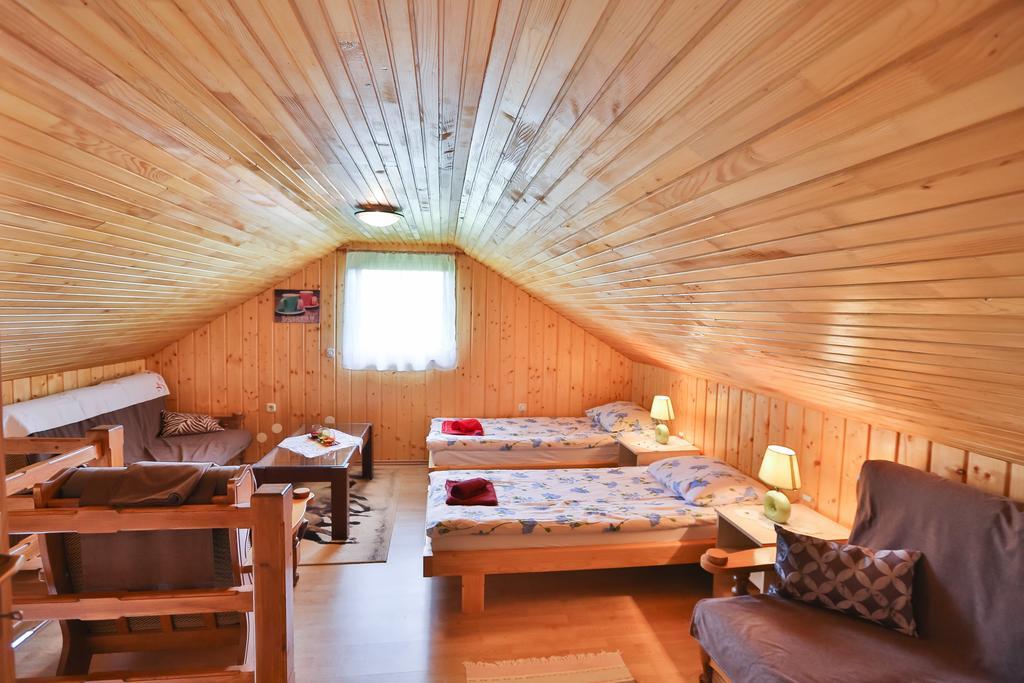 Holiday Home Trzan Josipdol Esterno foto