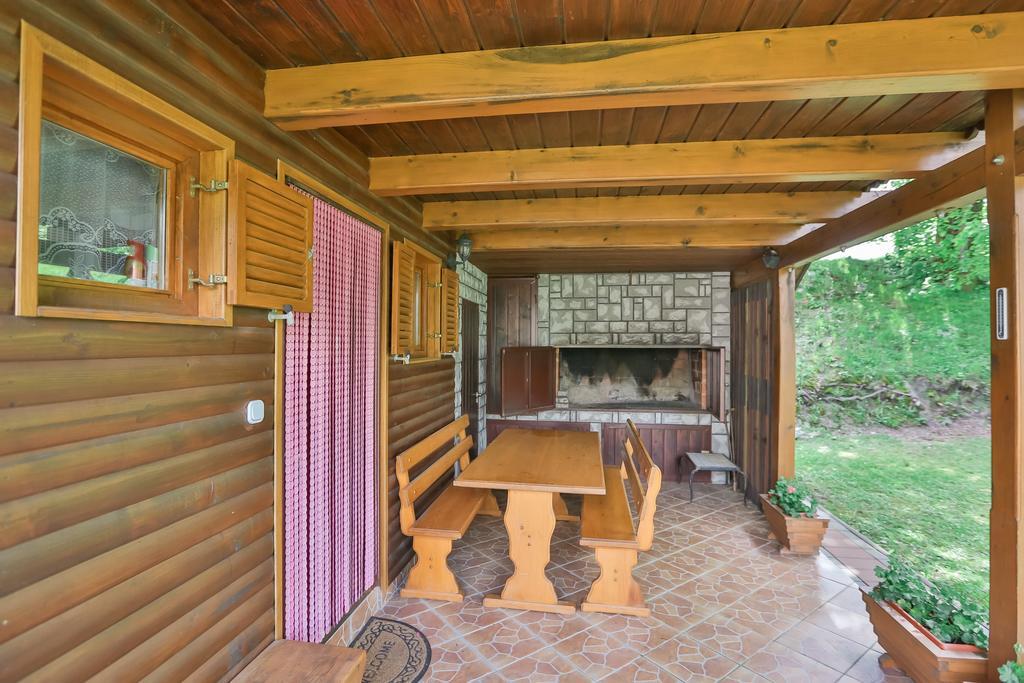 Holiday Home Trzan Josipdol Esterno foto